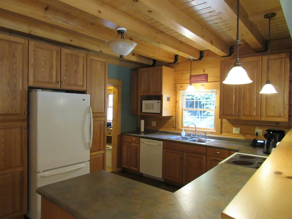 672 Oxbow Road Hinsdale NH 03451