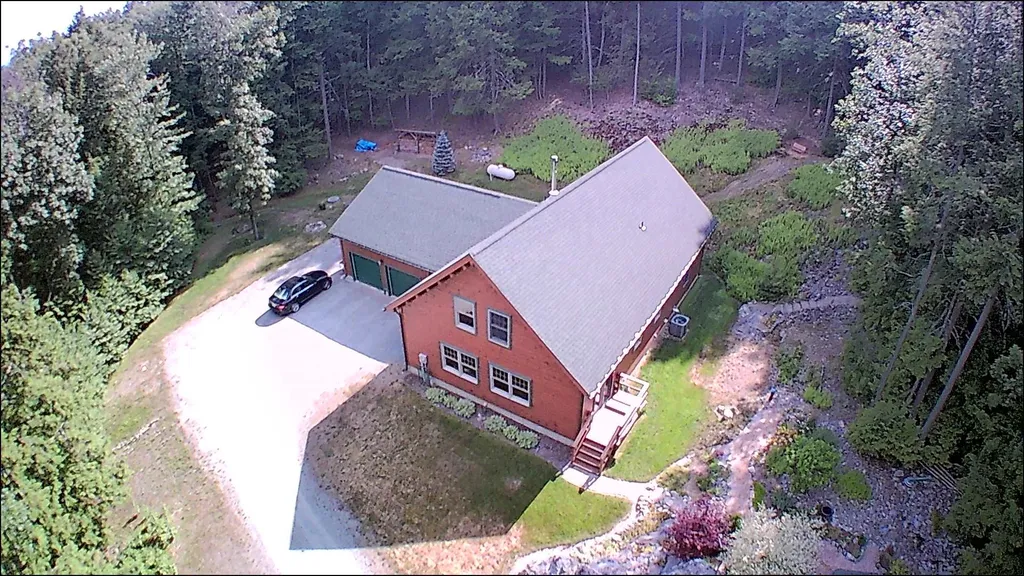672 Oxbow Road Hinsdale NH 03451