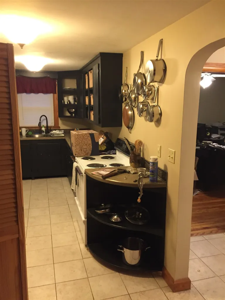 24 Williams Street Nashua NH 03060