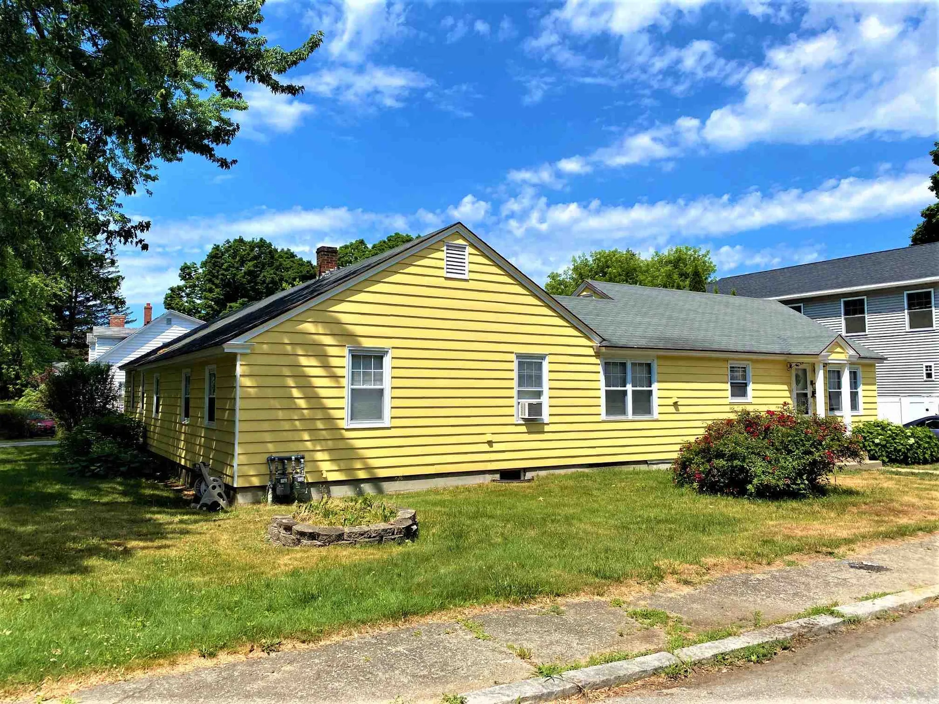 24 Williams Street Nashua NH 03060
