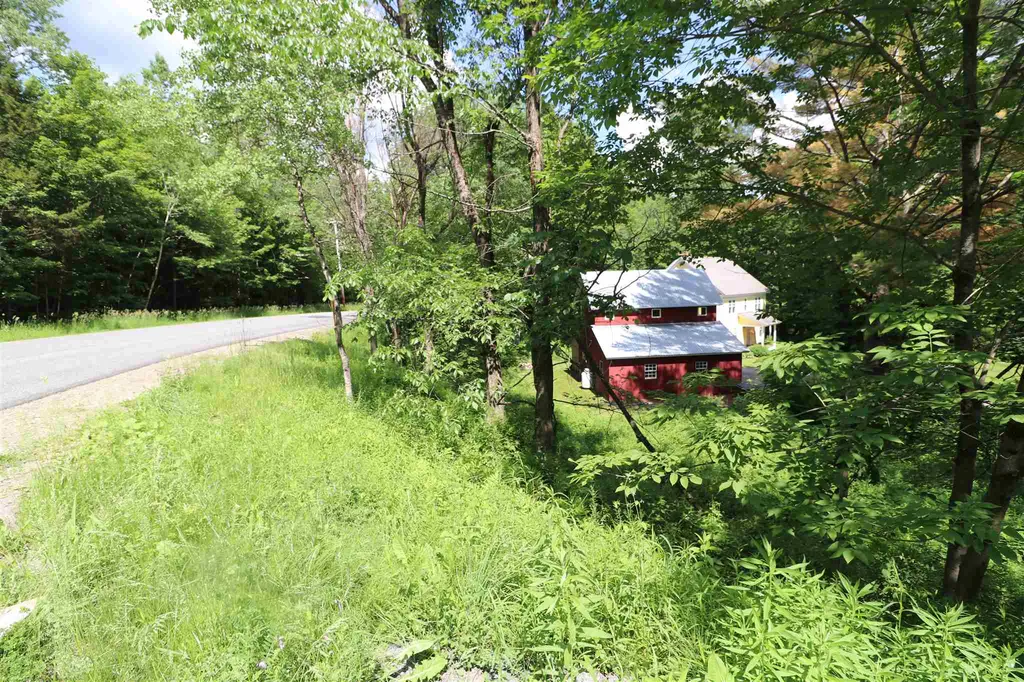 395 German Flats Road Fayston VT 05673
