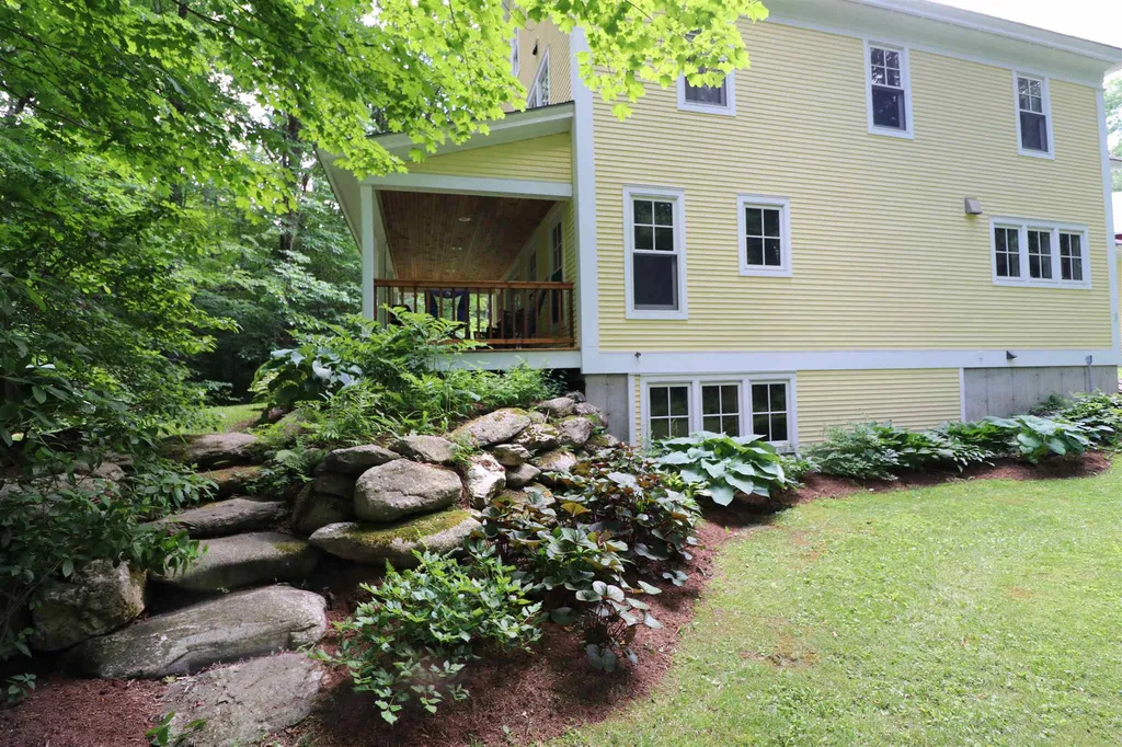 395 German Flats Road Fayston VT 05673