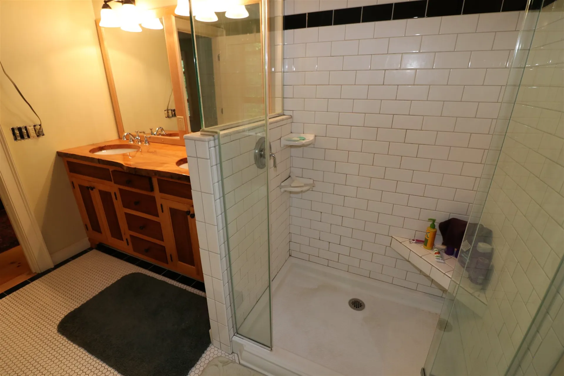 395 German Flats Road Fayston VT 05673