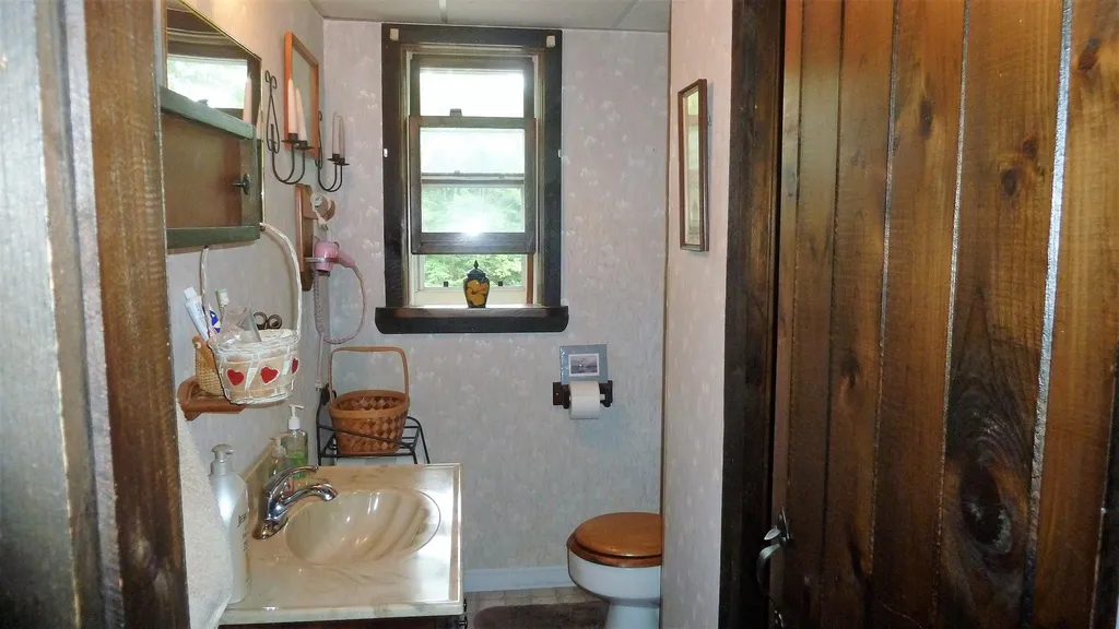 130 Brackett Road New Durham NH 03855
