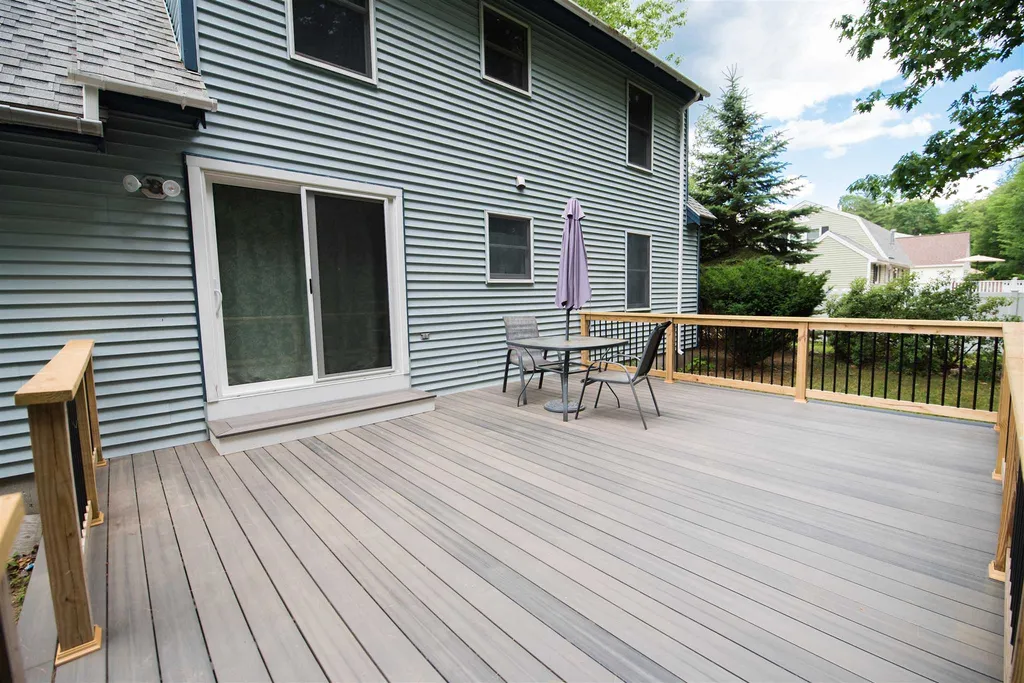 11 Brookfield Drive Rochester NH 03867
