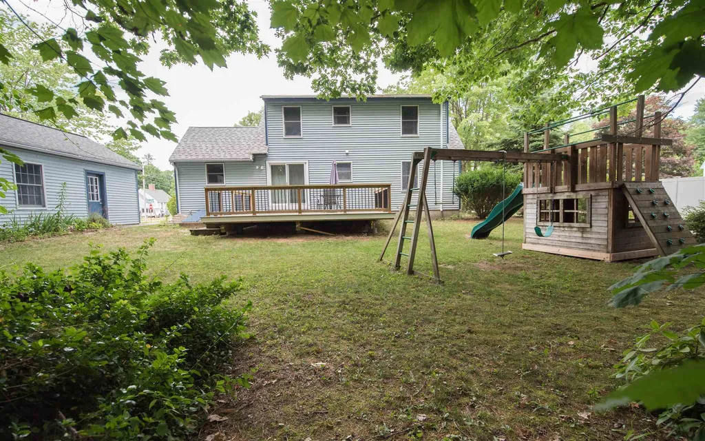 11 Brookfield Drive Rochester NH 03867