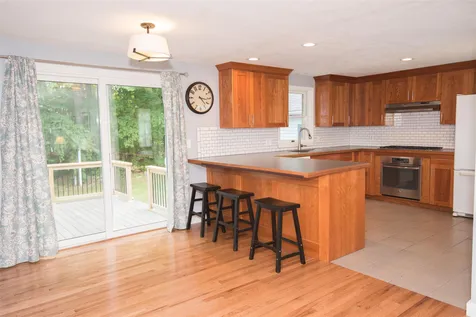 11 Brookfield Drive Rochester NH 03867