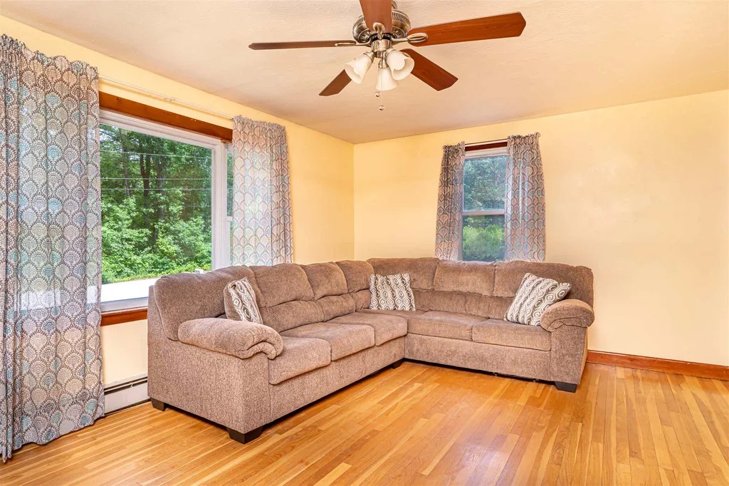 29 Sandy Lane Dover NH 03820