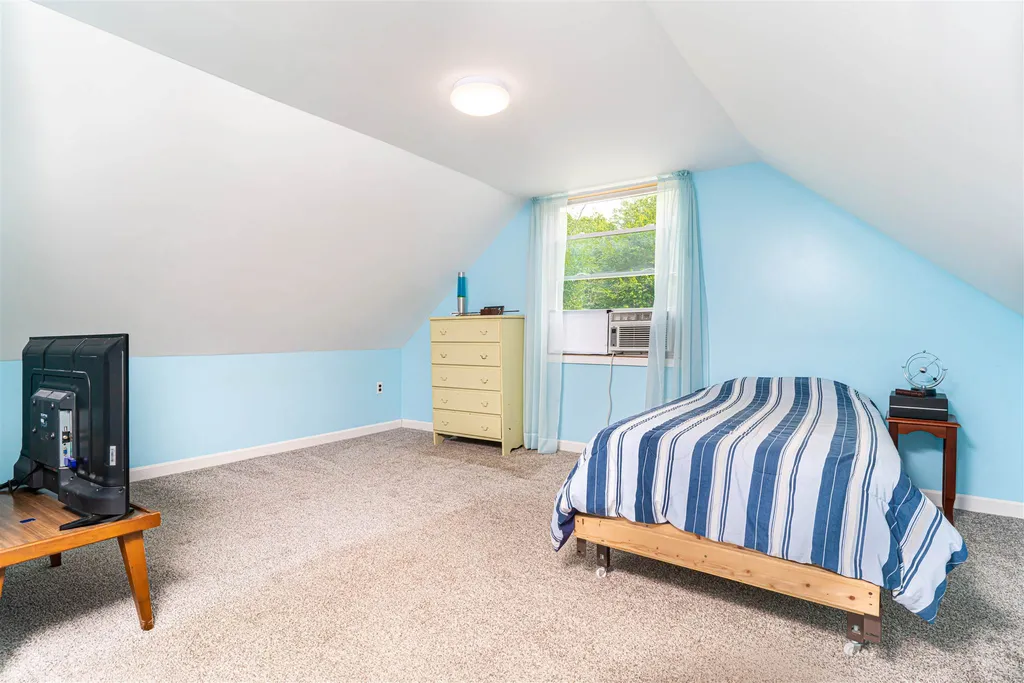 29 Sandy Lane Dover NH 03820