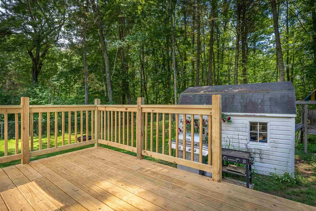 29 Sandy Lane Dover NH 03820