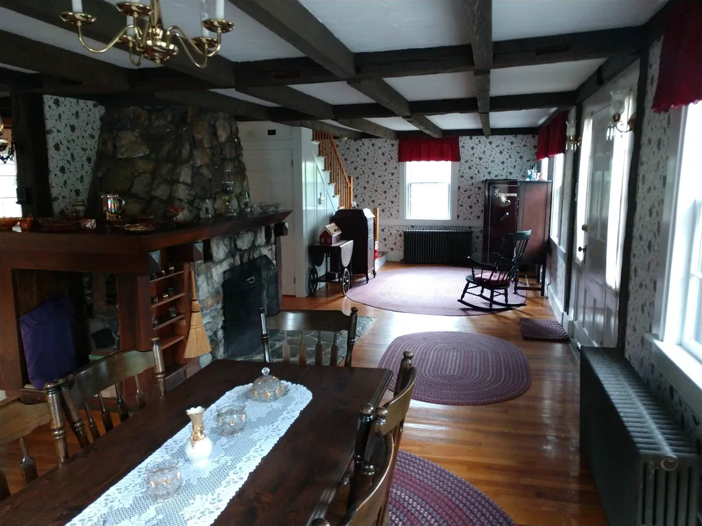 79 Upper Bay Road Sanbornton NH 03269