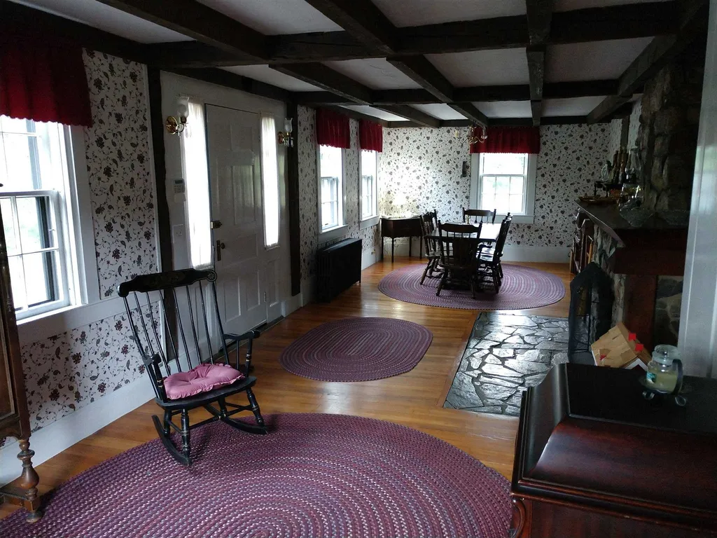 79 Upper Bay Road Sanbornton NH 03269