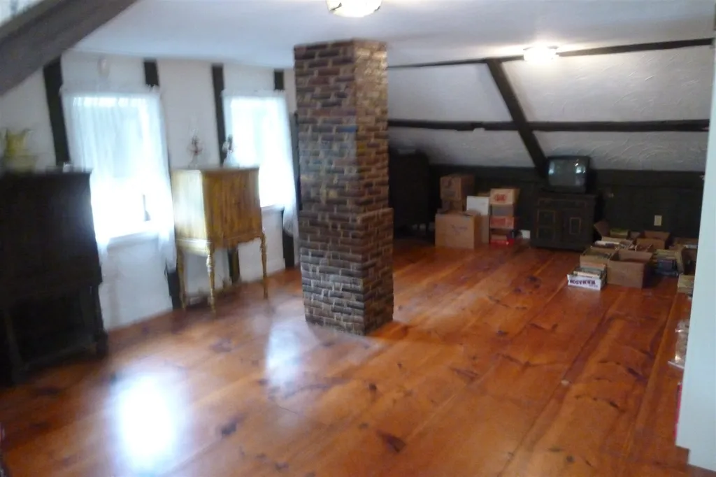 79 Upper Bay Road Sanbornton NH 03269