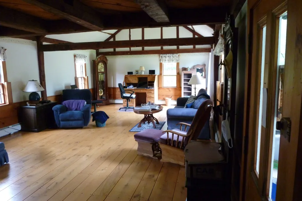79 Upper Bay Road Sanbornton NH 03269