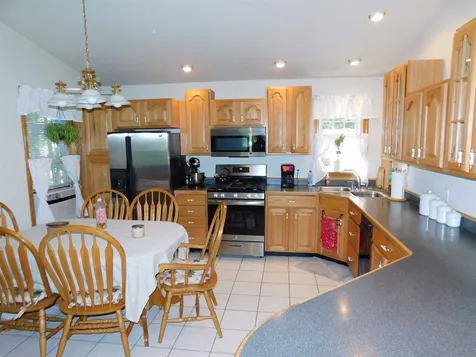 16 Willow Road Barrington NH 03825