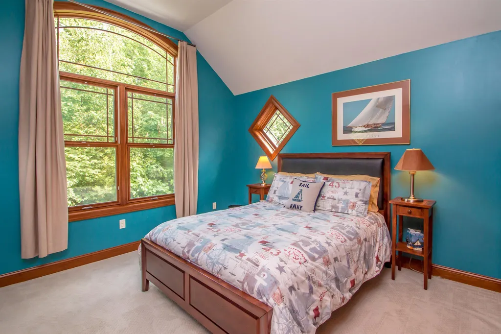 211 Soleil Mountain Laconia NH 03246-1836