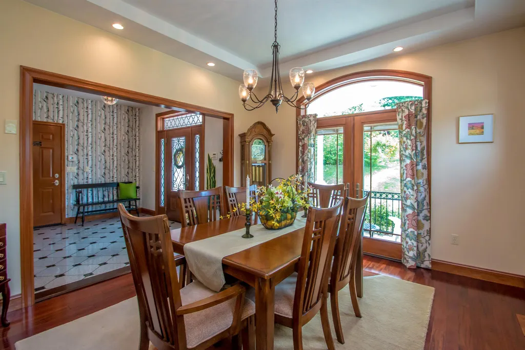 211 Soleil Mountain Laconia NH 03246-1836