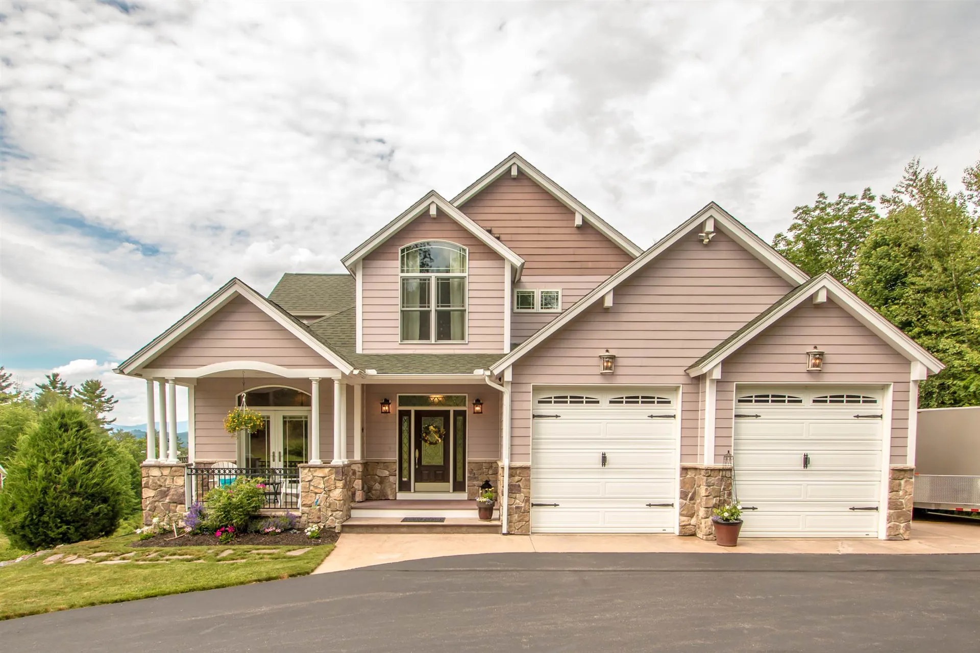 211 Soleil Mountain Laconia NH 03246-1836