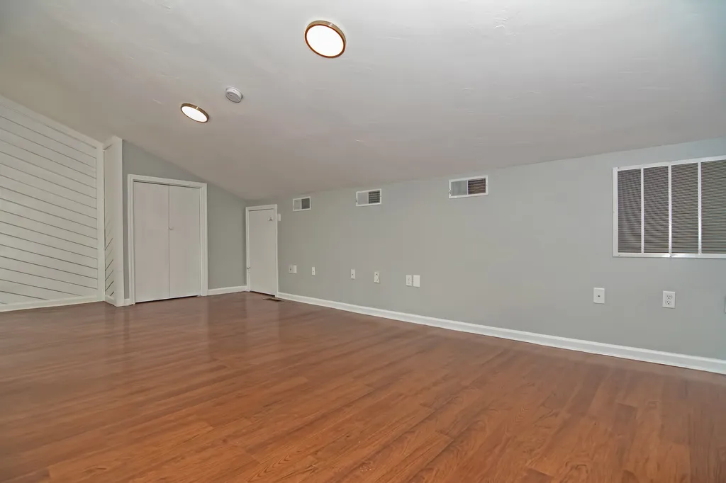 1057 Dover Road Epsom NH 03234