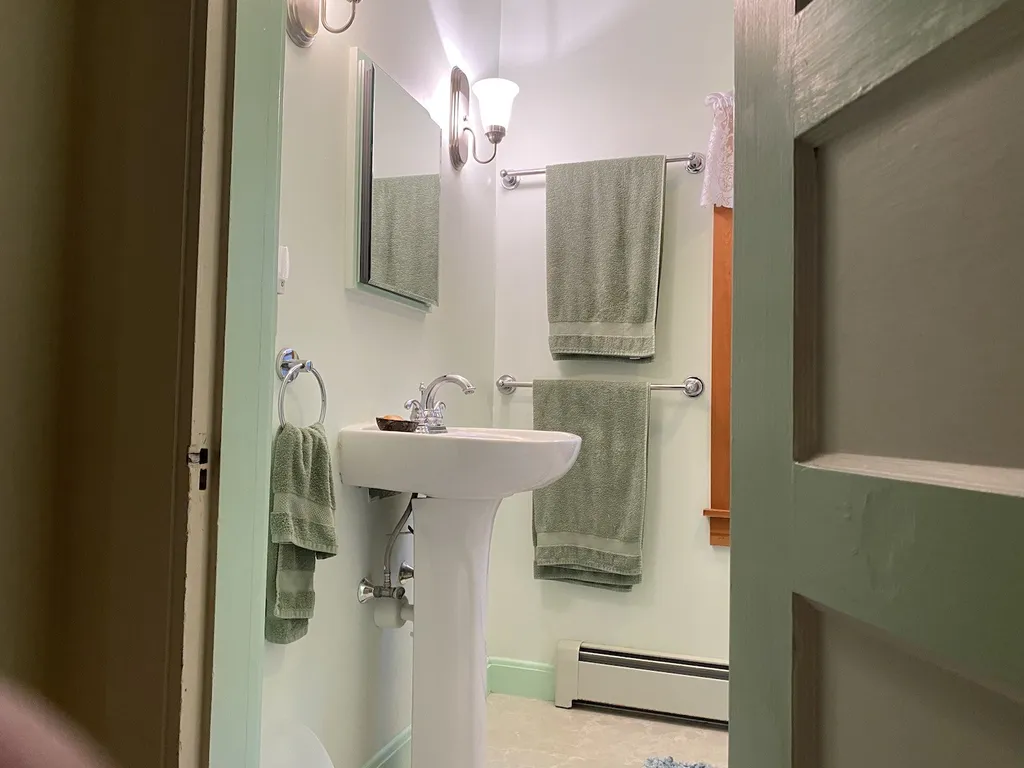 9 Meadow Road South Burlington VT 05403