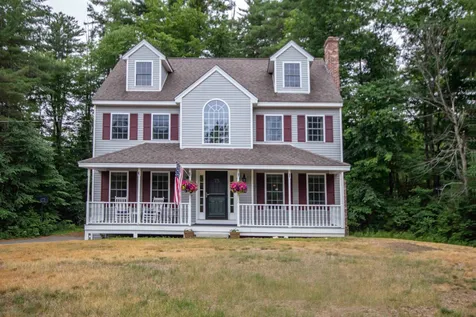 73 Sargent Road Sandown NH 03873