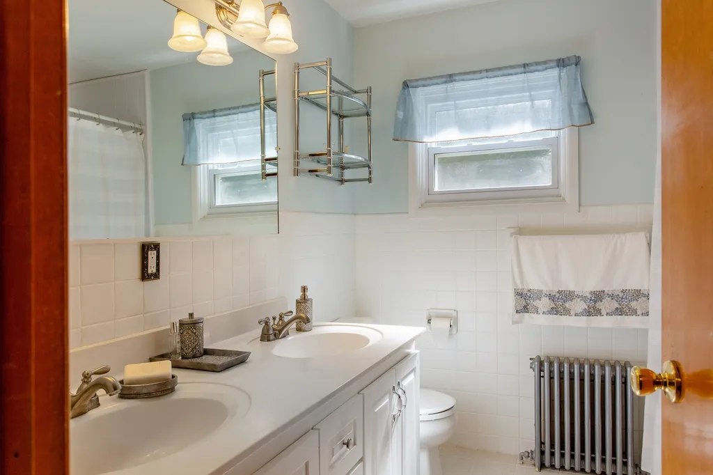 80 Linden Terrace Burlington VT 05401