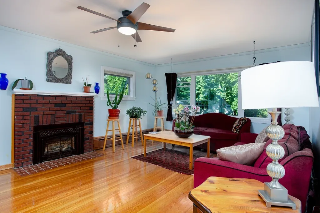 80 Linden Terrace Burlington VT 05401