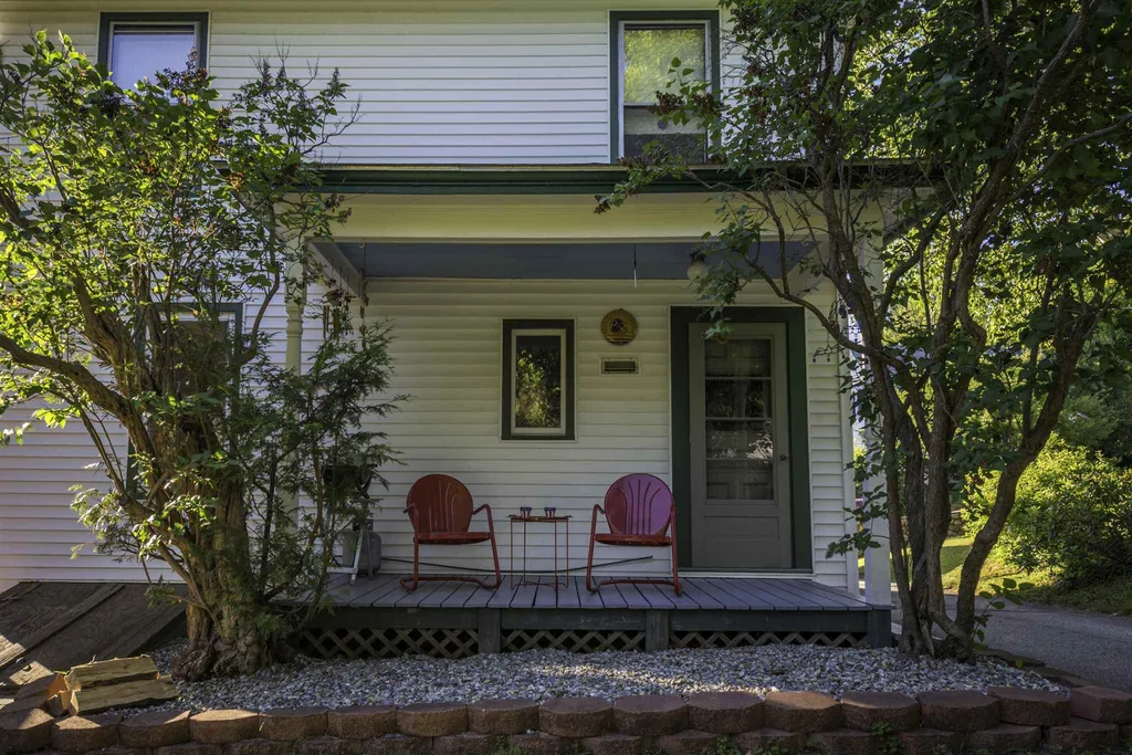 19 Highland Avenue Newport NH 03773