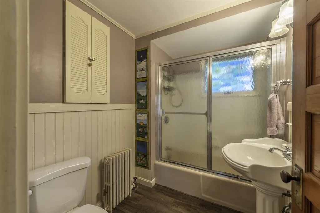 19 Highland Avenue Newport NH 03773