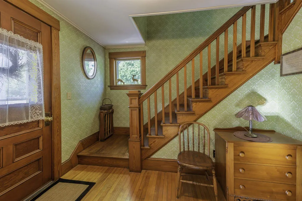 19 Highland Avenue Newport NH 03773