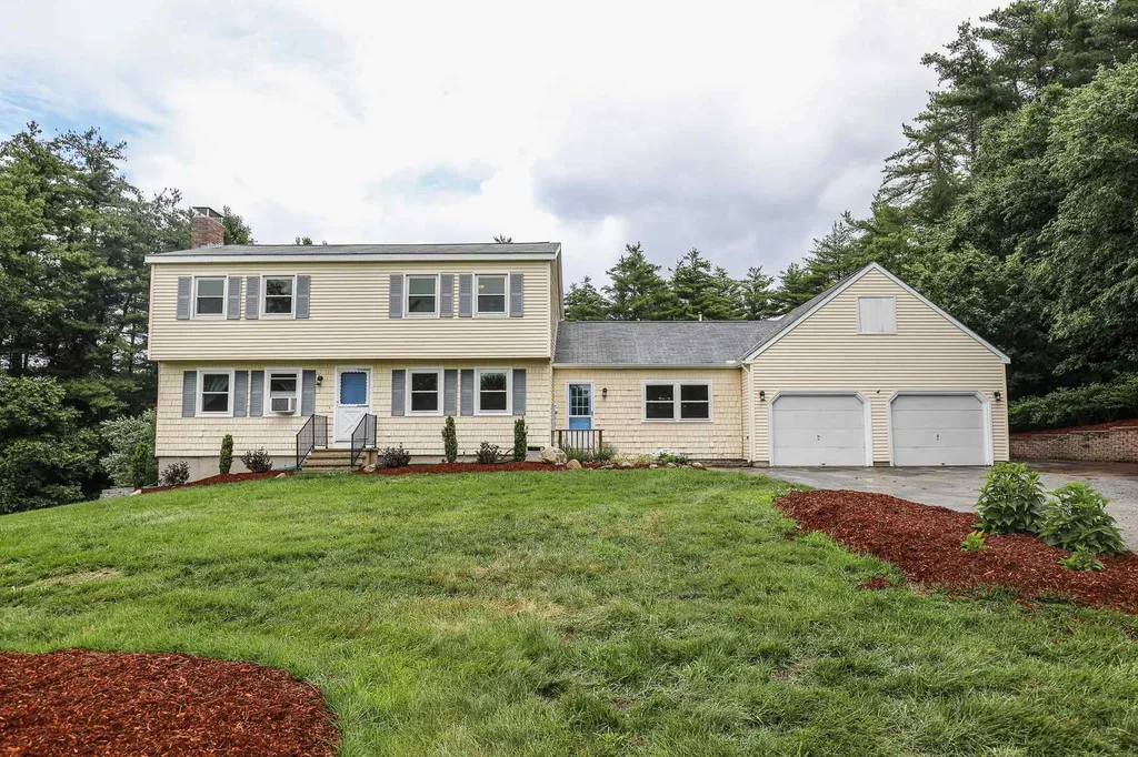 21 Woodbine Lane Merrimack NH 03054