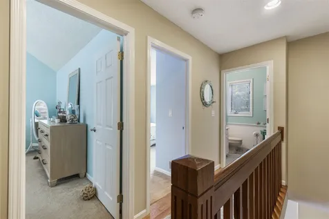 33 Wynridge Road Windham NH 03087