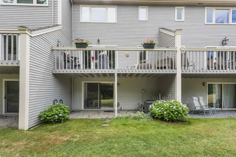 33 Wynridge Road Windham NH 03087