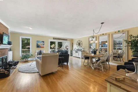33 Wynridge Road Windham NH 03087