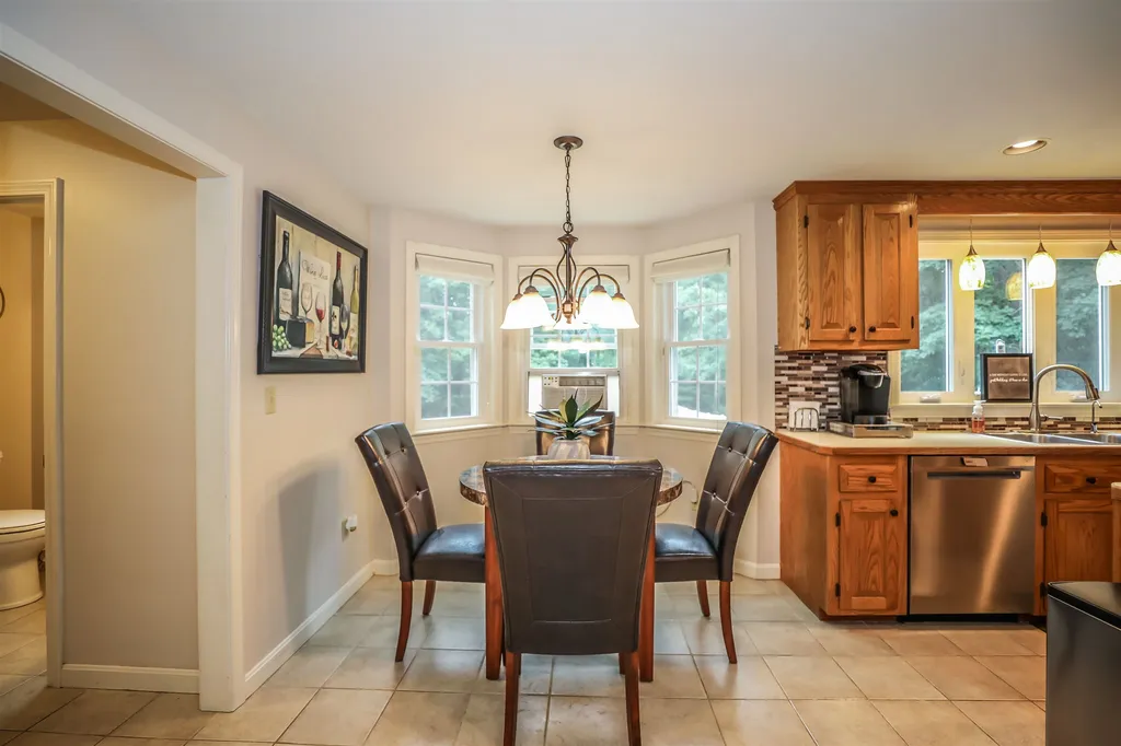 16 Buttonwood Drive Derry NH 03038