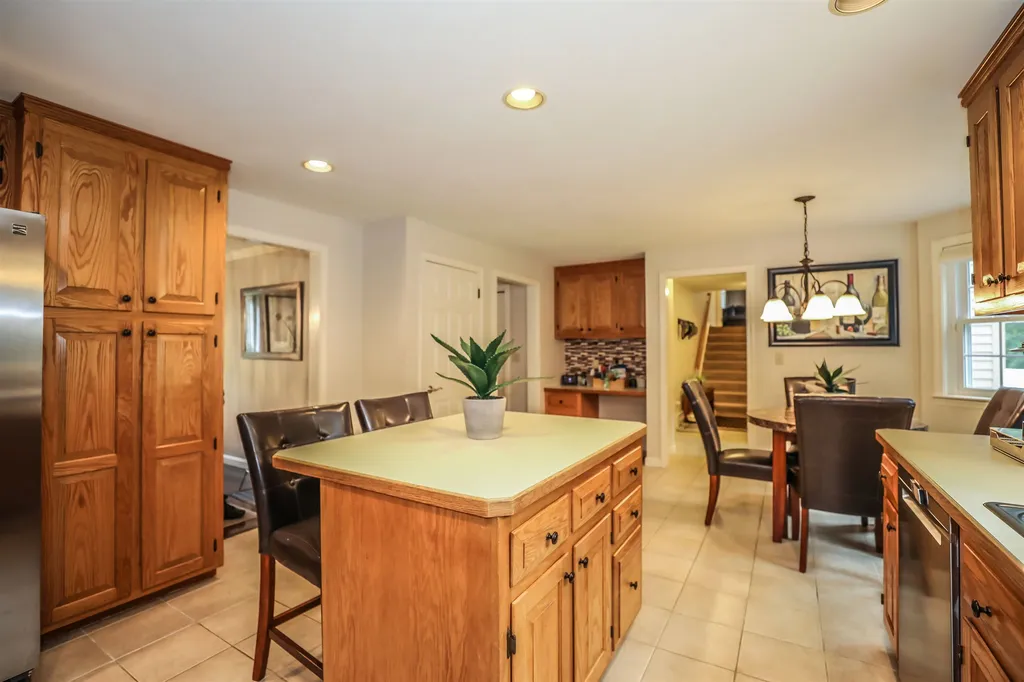 16 Buttonwood Drive Derry NH 03038