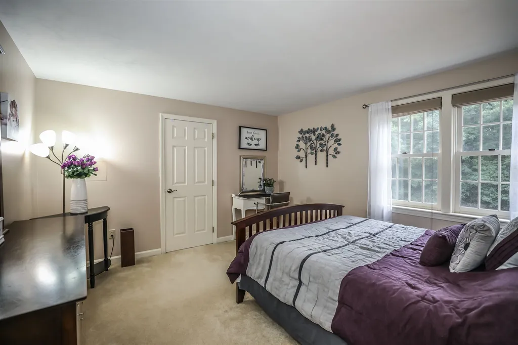 16 Buttonwood Drive Derry NH 03038