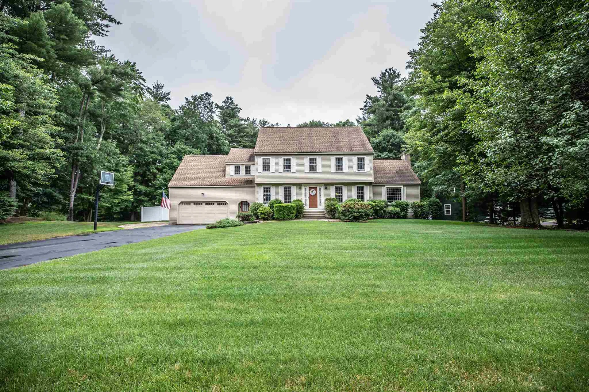 16 Buttonwood Drive Derry NH 03038