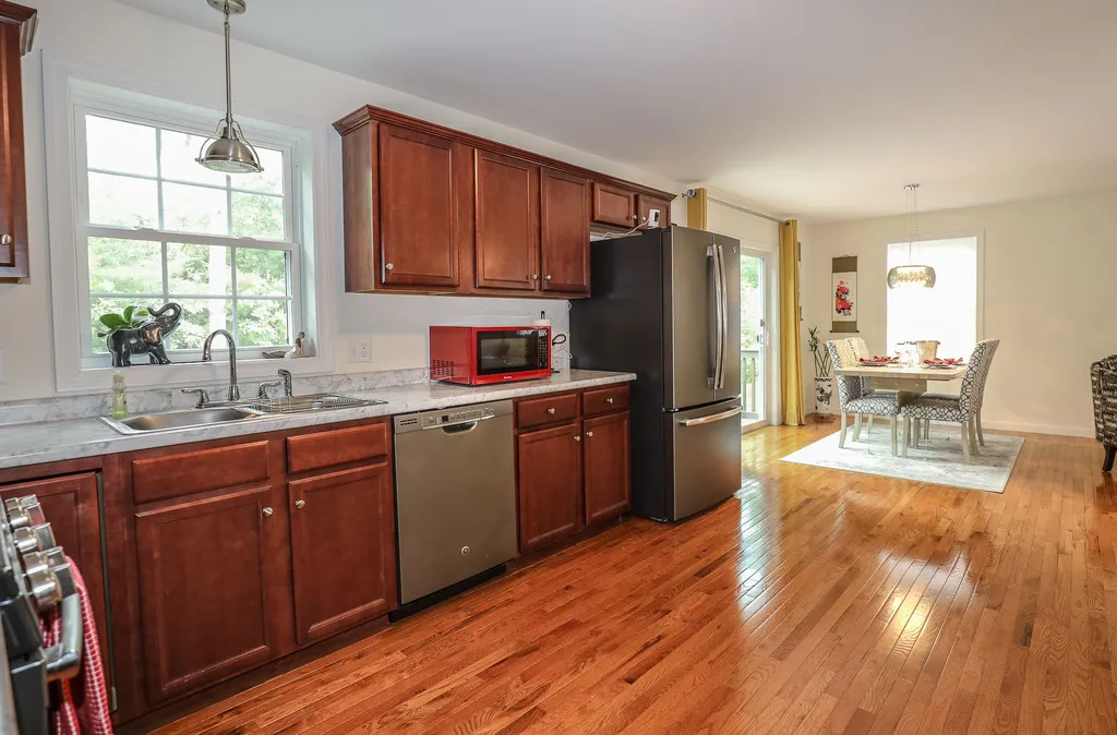 33 Rangeway Drive Rochester NH 03868