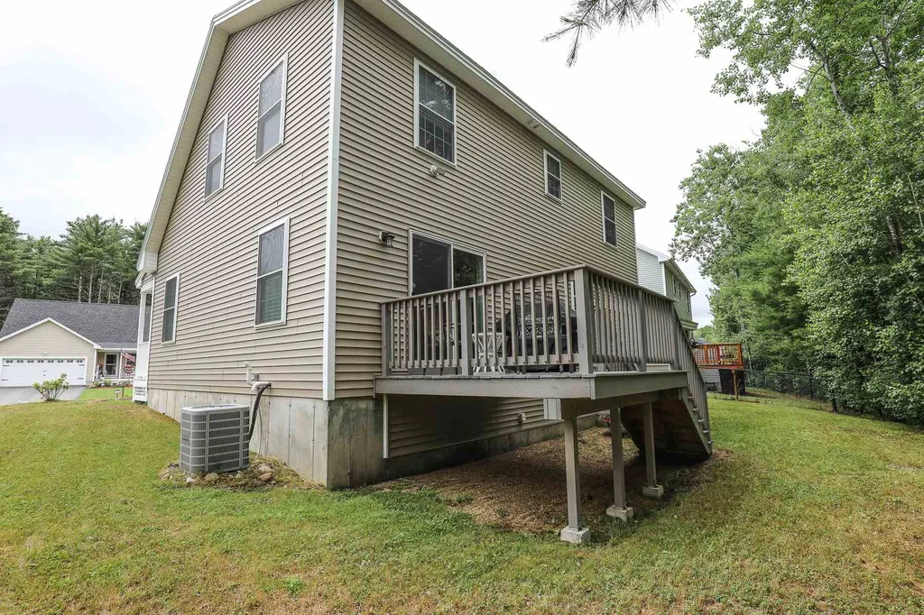 33 Rangeway Drive Rochester NH 03868