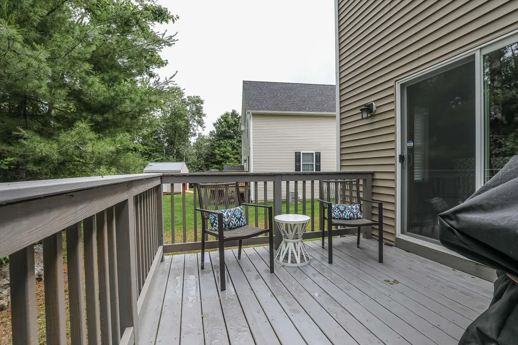 33 Rangeway Drive Rochester NH 03868