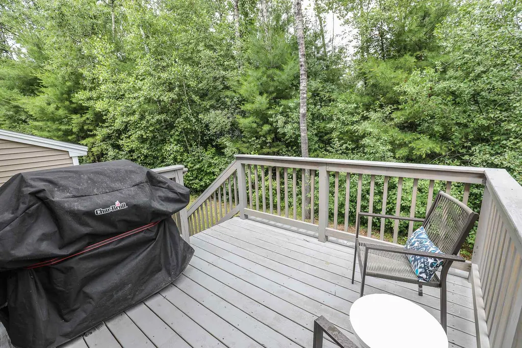 33 Rangeway Drive Rochester NH 03868