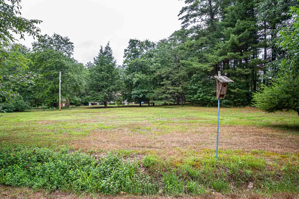 15 Atkinson Road Salem NH 03079-1803