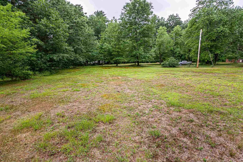 15 Atkinson Road Salem NH 03079-1803