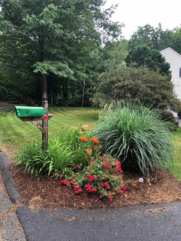 27 Meetinghouse Road Keene NH 03431
