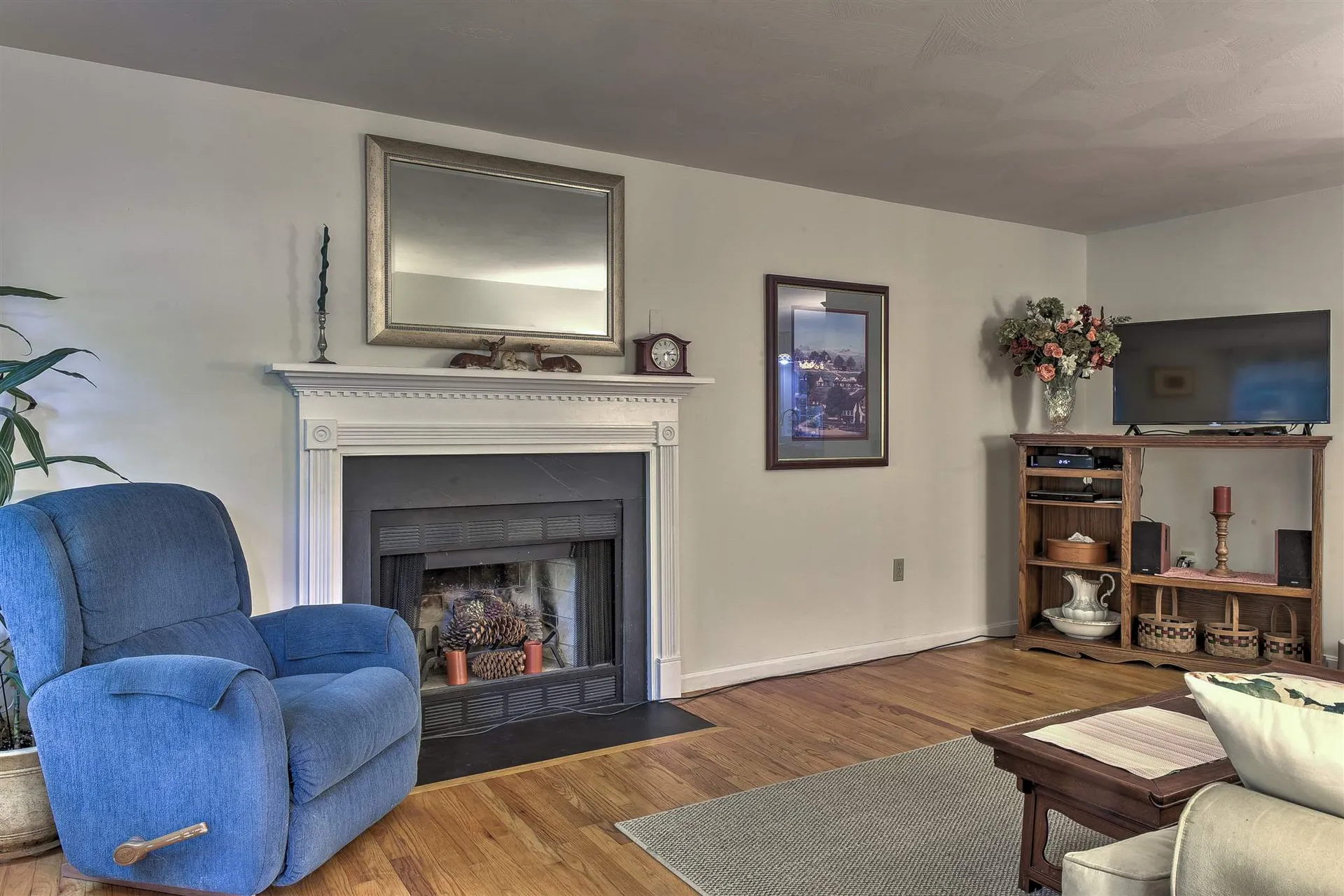 27 Meetinghouse Road Keene NH 03431
