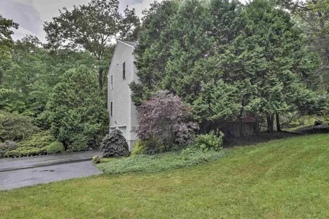 27 Meetinghouse Road Keene NH 03431
