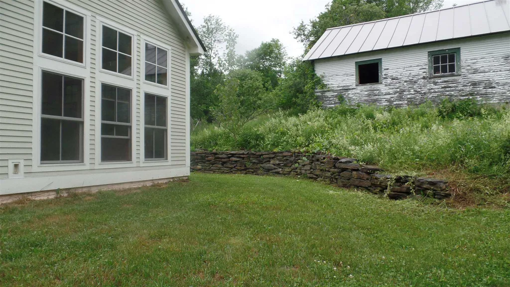 3809 East Hill Road Plainfield VT 05667