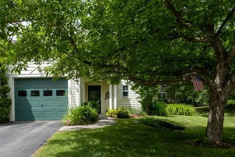 26 Eastman Farm Road Burlington VT 05408