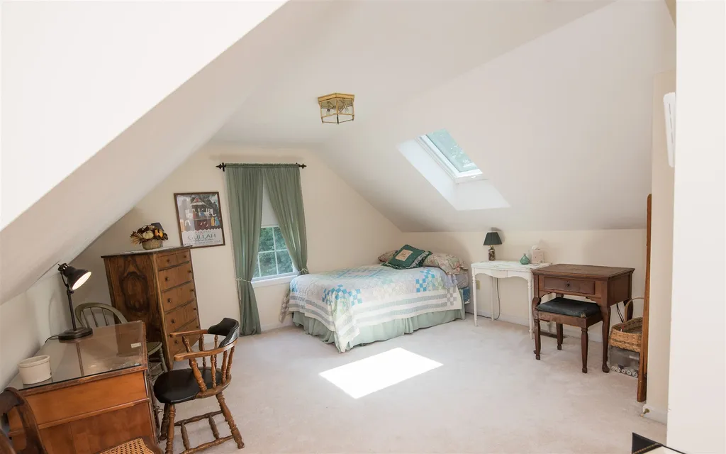 23 Saint John Lane Hampstead NH 03841